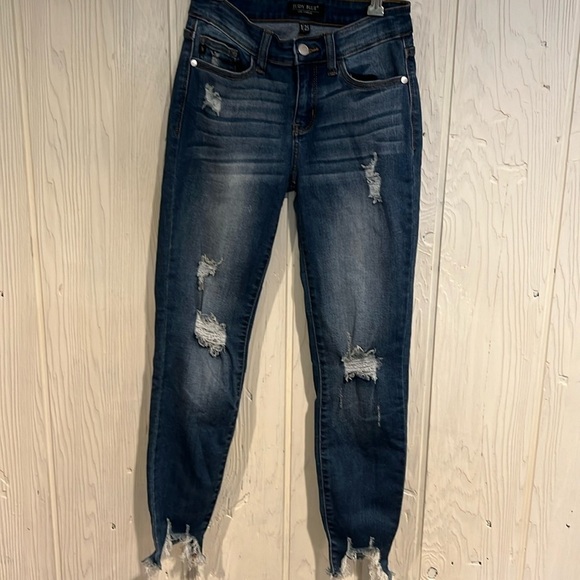 Judy Blue Denim - Judy Blue Jeans Cropped Distressed Blue Wash Size 25